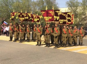 Парад в п. Володарский